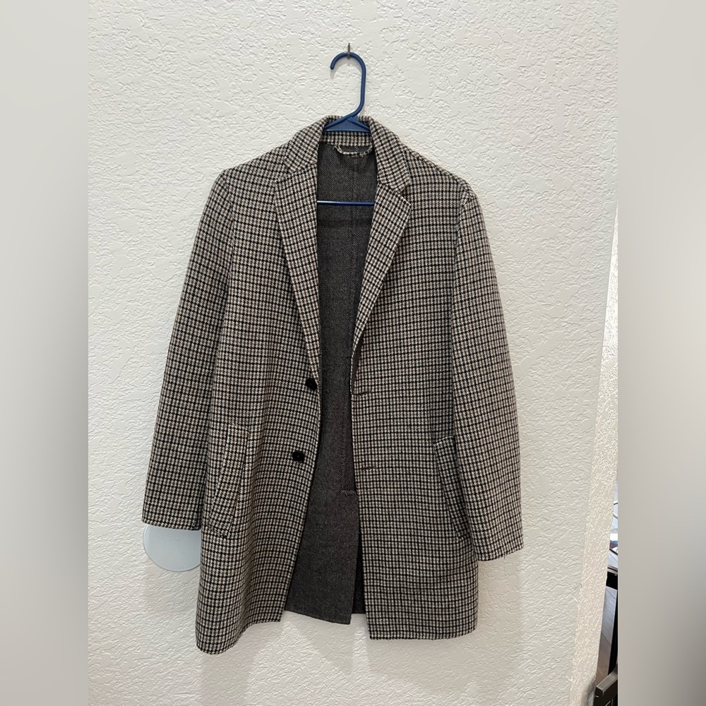 Zara Houndstooth Black, Cream, and Brown Coat